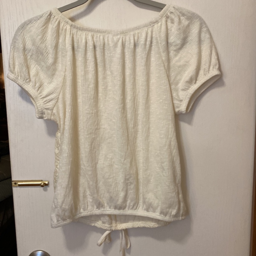 Top - Picture 2 of 3